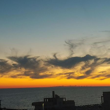 Ostia Attico Fronte Mare Apartment ภายนอก รูปภาพ