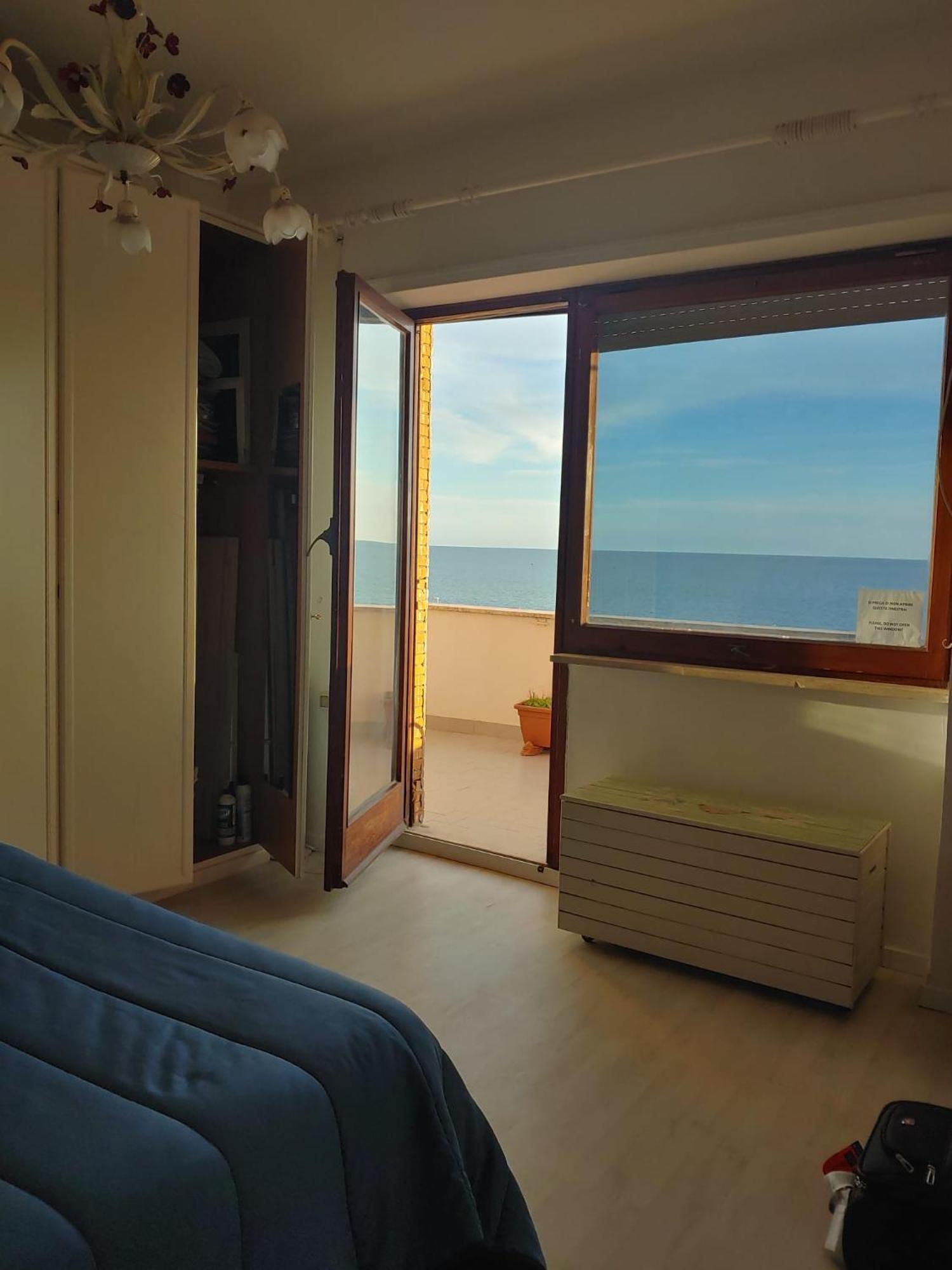 Ostia Attico Fronte Mare Apartment ภายนอก รูปภาพ