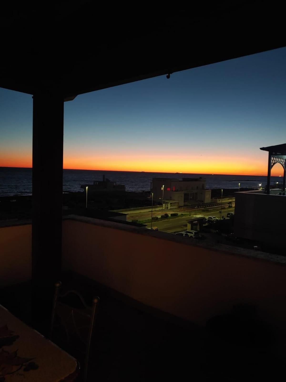 Ostia Attico Fronte Mare Apartment ภายนอก รูปภาพ
